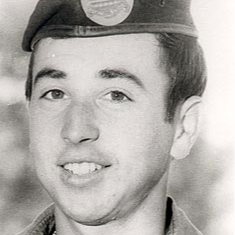 דן אוברלנדר ז