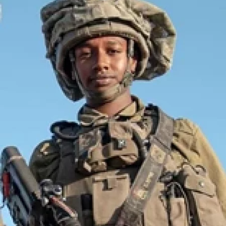 סמ״ר בנימין טשגר טקה הי