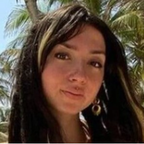 שני ניקול לוק הי