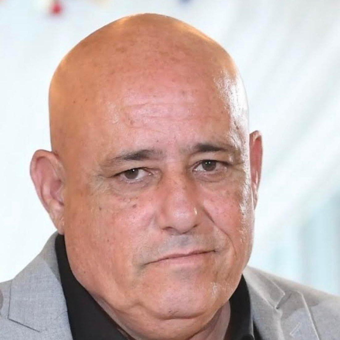 רס
