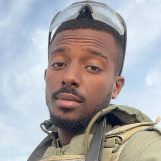 סמל שחר מניואב ז